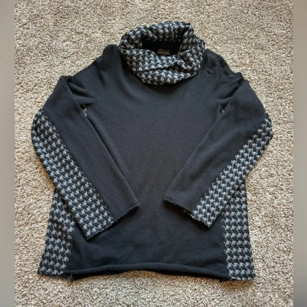 J Crew Cowl Neck Houndstooth Italian cashmere Sweater